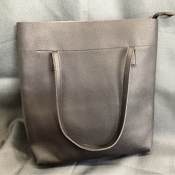 Handbag - Picture 2 of 4